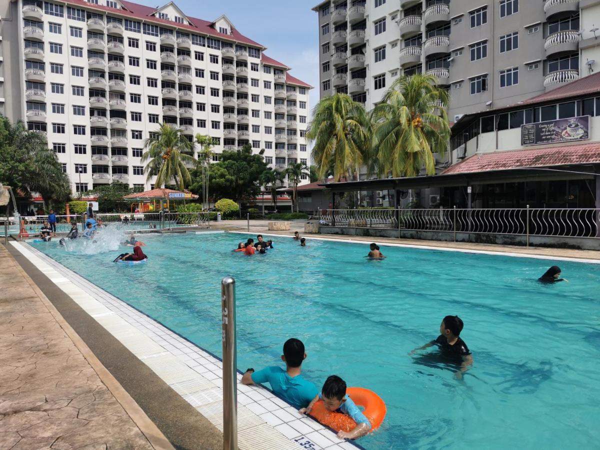 Beach View Private Apartment Port Dickson Exterior foto